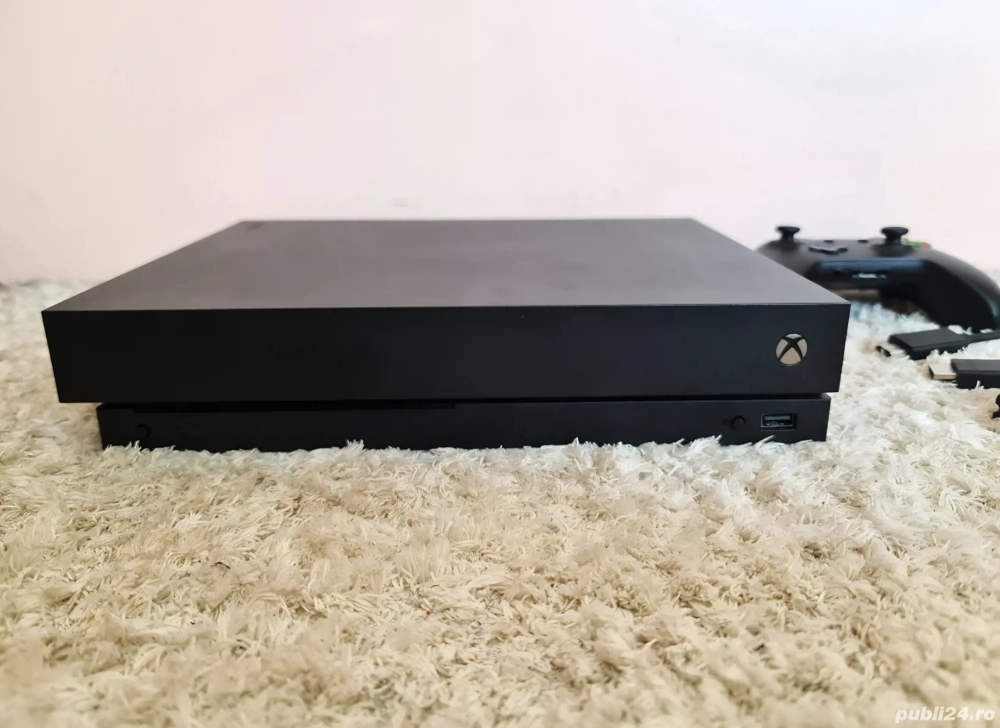Xbox ONE X - 7 jocuri 