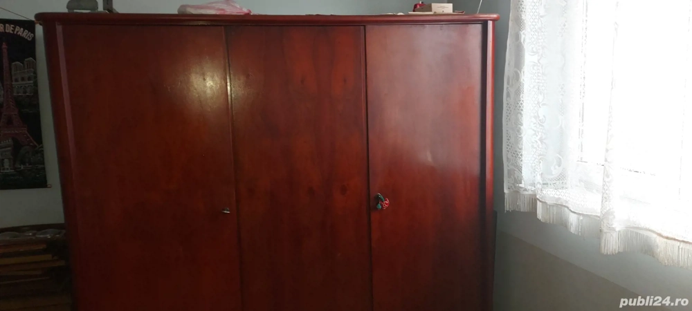 Mobilier,dulapuri gratuit.