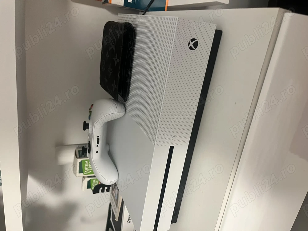 Xbox One S,1 TB nefolosit ! 
