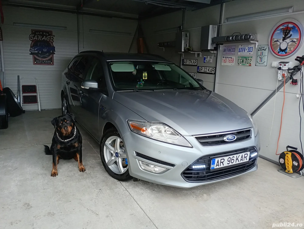 Ford Mondeo,an 2013,inmatr. recent,stare f buna !