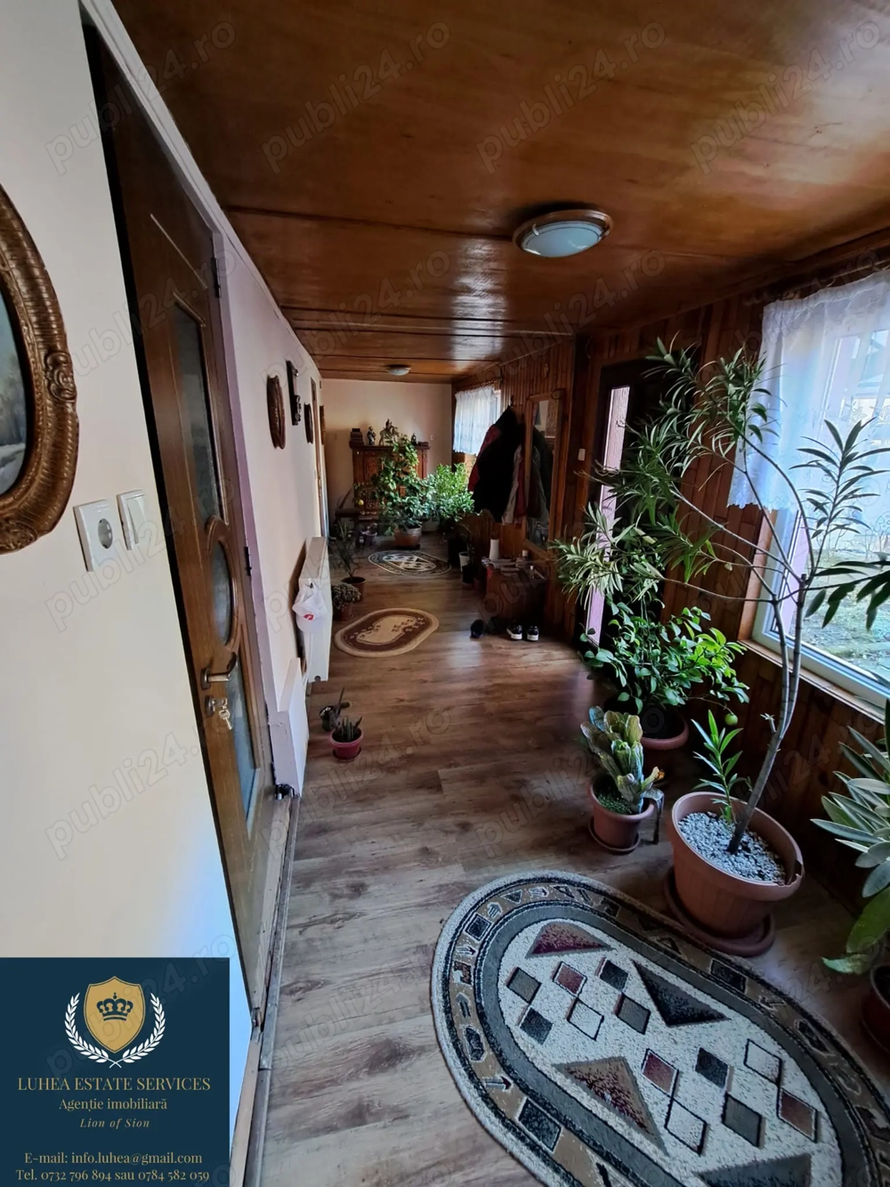 INDISPONIBIL - Casă formată din 2 clădiri P+M și P+1