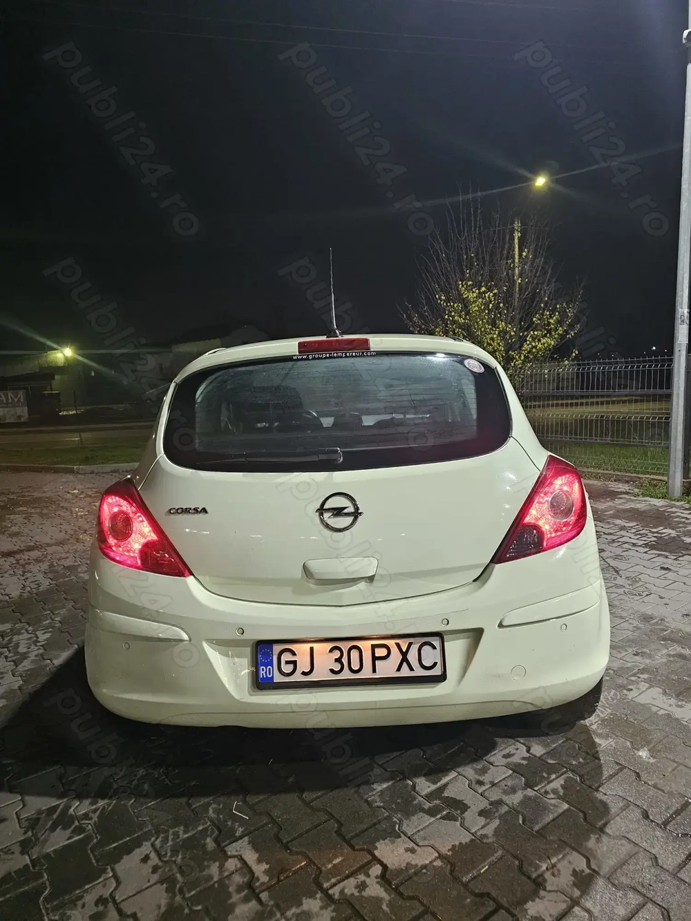Opel corsa d 1.4 benzina 