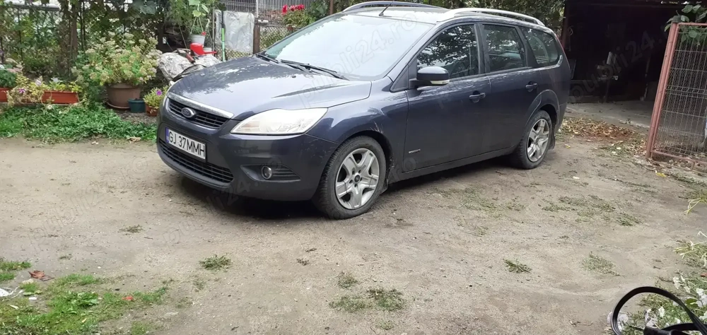 Vând Ford Focus 2 1.6 tdci 