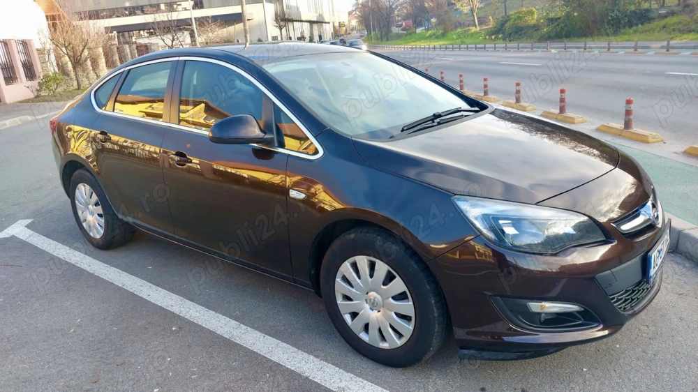 Opel Astra J Sedan, fabricatie decembrie 2017