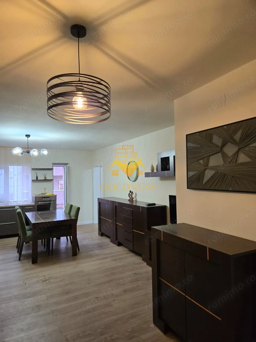 2 Camere semidecomandate, Plopilor,Parcare, Penny,Platinia Mall,Lukoil