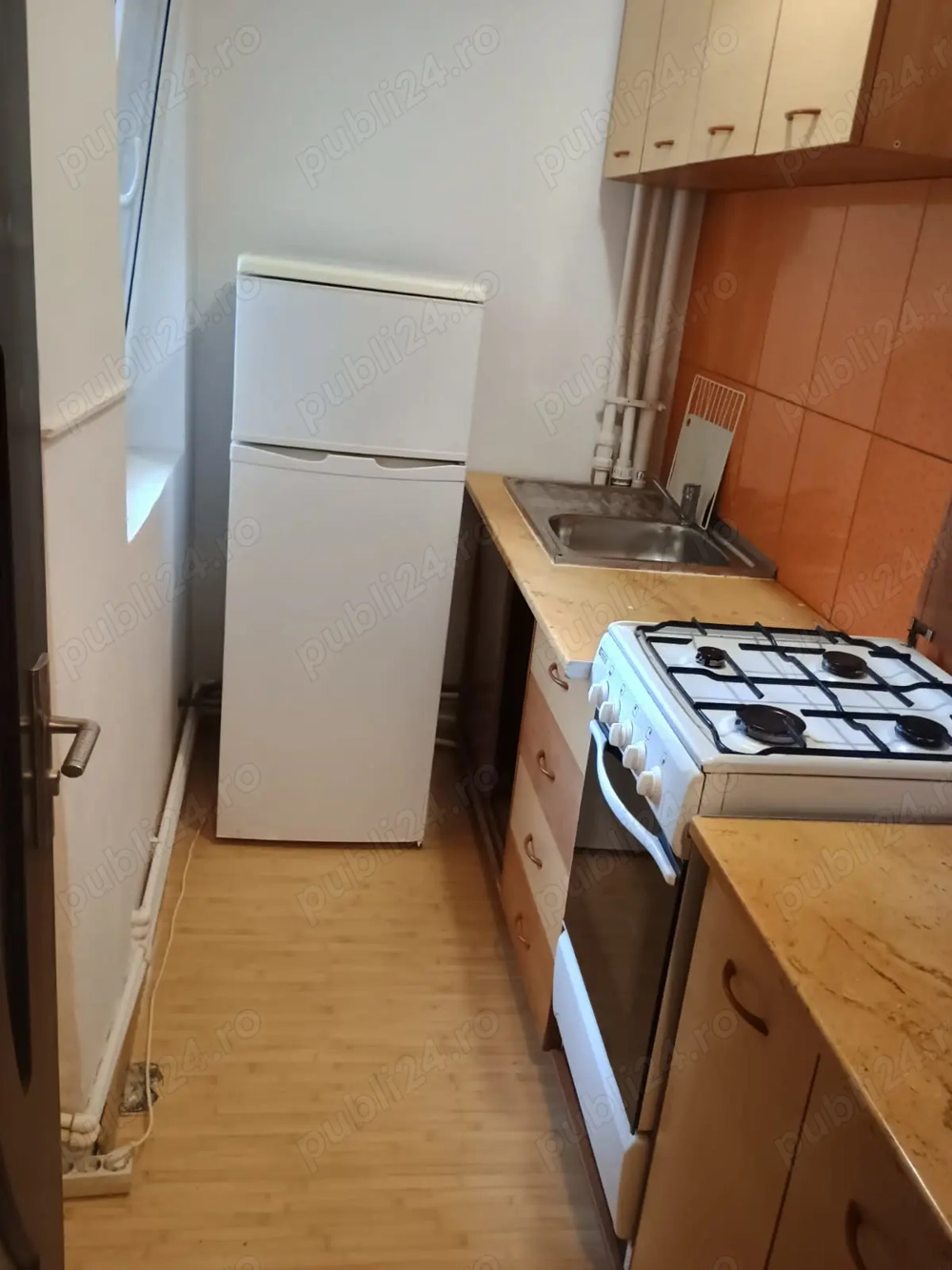 Garsoniera de inchiriat