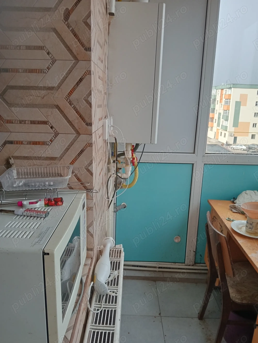 Vând apartament cu trei camere in Mătăsari proprietar 30 000 euro