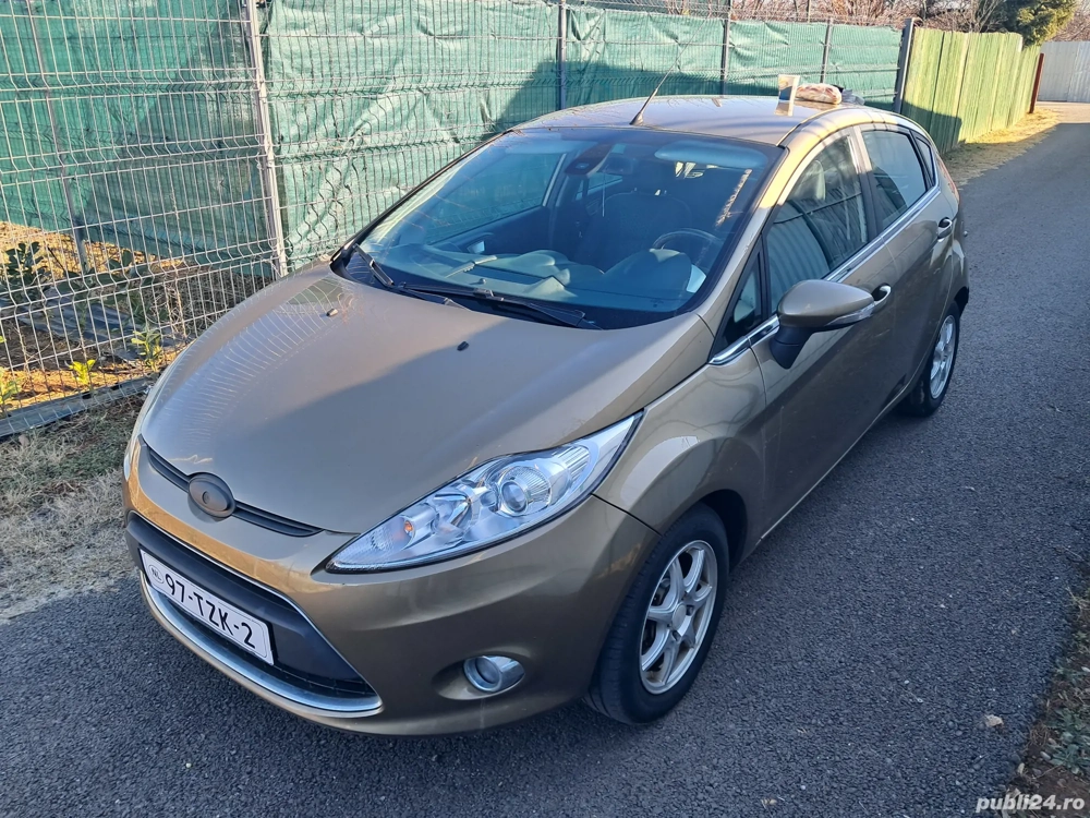 Ford Fiesta EcoNetic   1.6 TDCI   mocca brown  