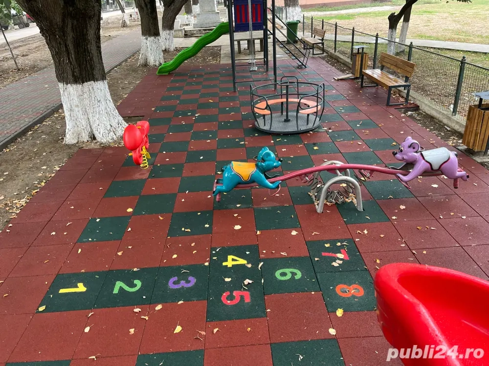 Producator dale si pavele din cauciuc tartan - 