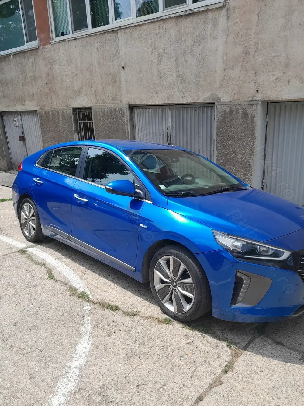Hyundai ioniq hybrid 