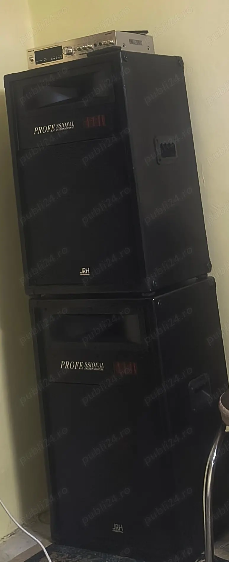 Închiriez boxe pentru evenimente mici ,medii (botezuri,majorate,cununii)detalii in privat ..........