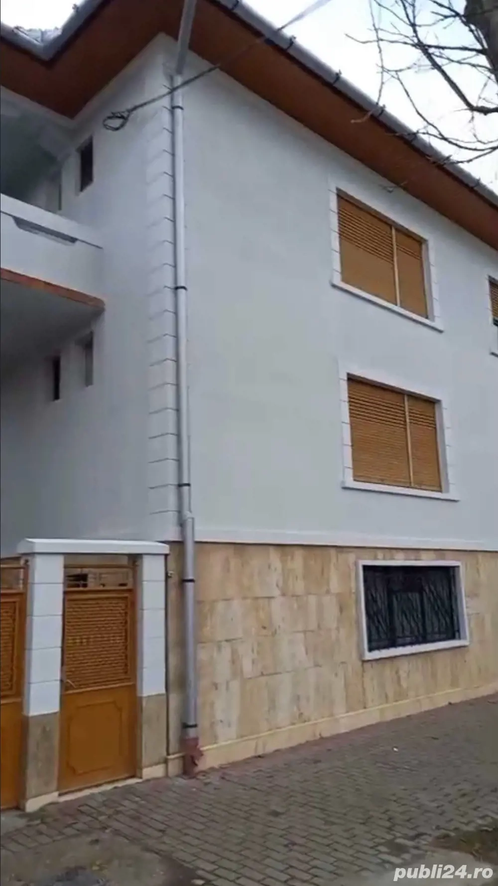 Casă de vanzare 1 2 duplex