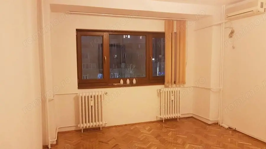 Apartament 3 camere, 83 mp, vedere stradală, ideal birou, Bd. Decebal