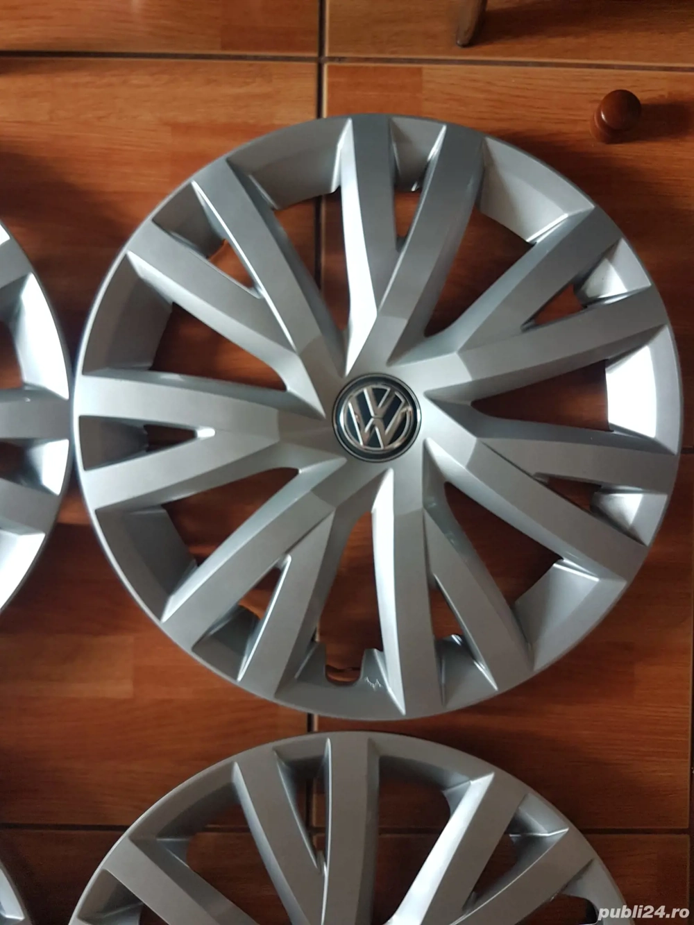 Capace roti originale VW , pe 16 " , stare f buna ! 