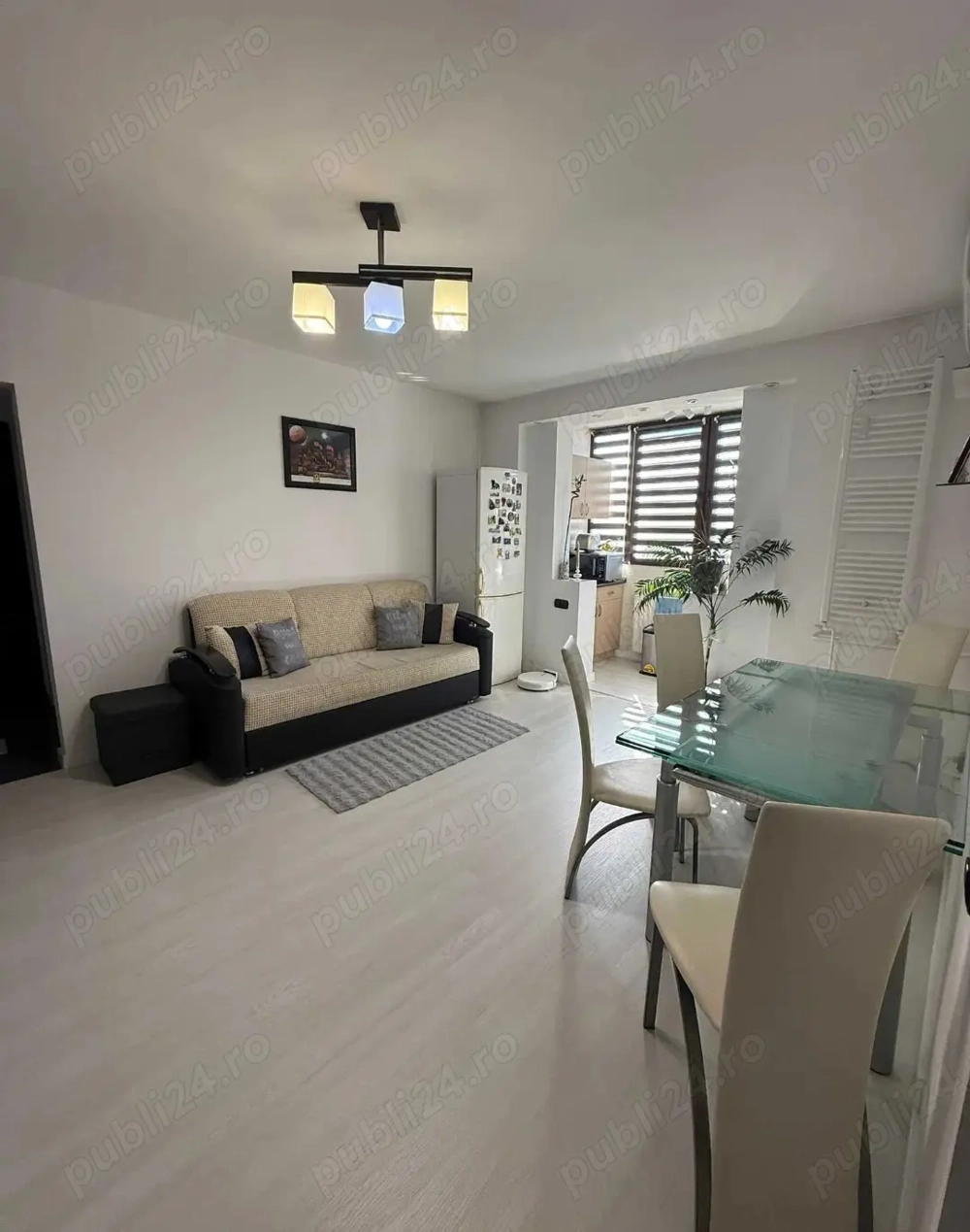 Inchiriez Apartament 2 3 camere in Regim Hotelier Non Stop 