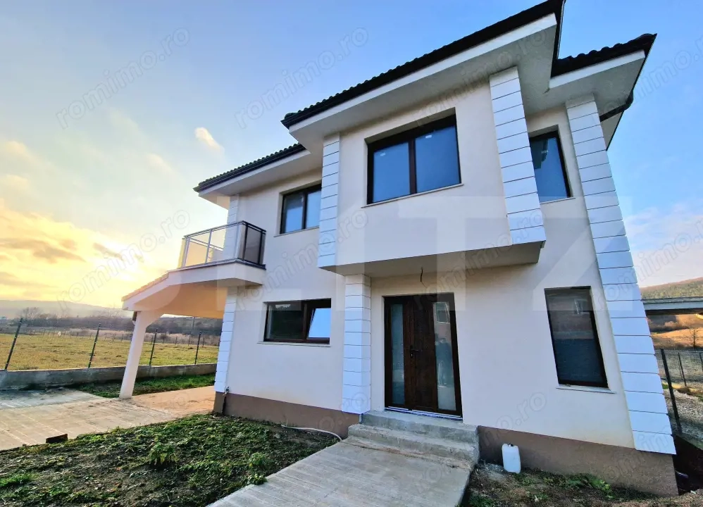 Casa individuala 110 mp utili, 400 mp teren, semifinisata, Luna de Sus