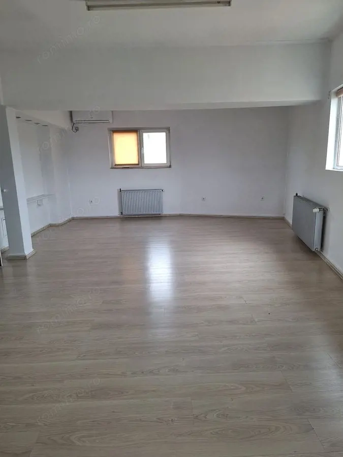 Spatiu birouri, 6 Camere - Piata Romana