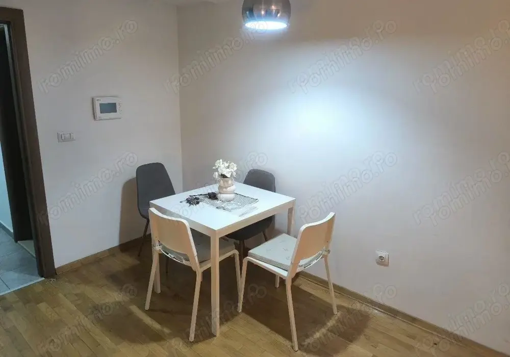 Garsoniera in zona Militari