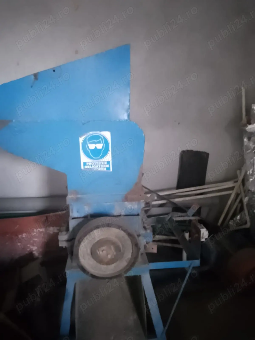 Moara pentru tocat deseuri plastic