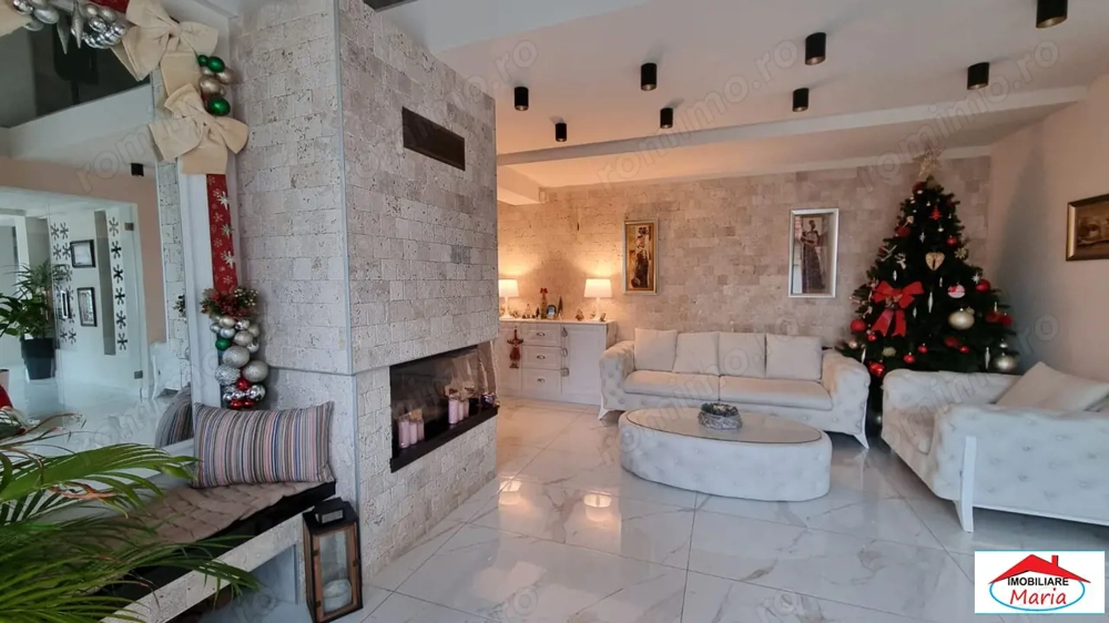 Casa moderna zona Functionarilor cu curte si garaj