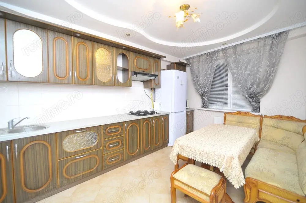 Inchiriere apartament 2 camere zona 13 Septembrie