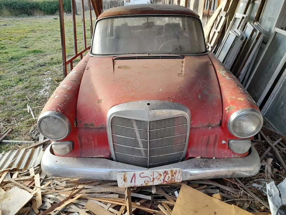 Dezmembrez / dezmembrari piese auto Mercedes w110 coada de randunica