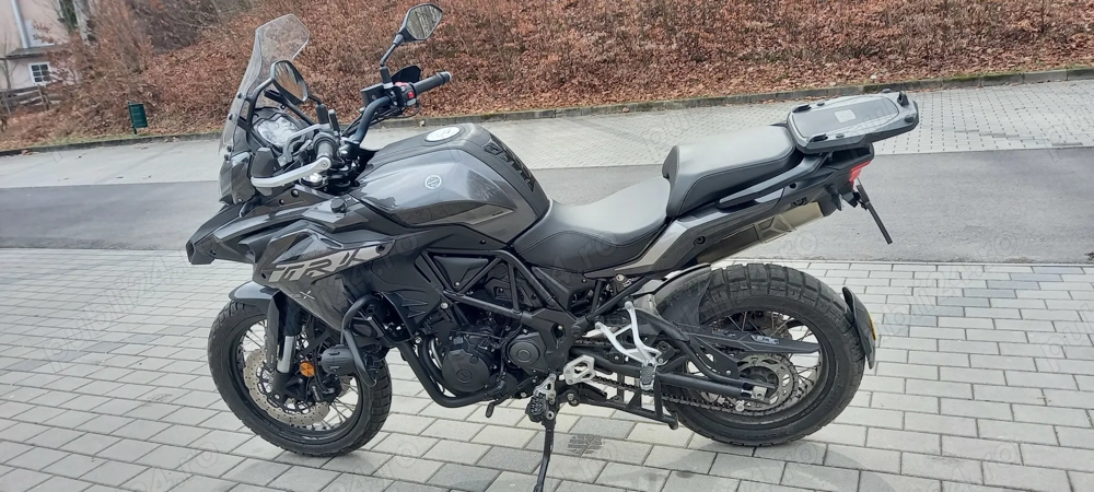 Motocicletă Benelli TRK 502X