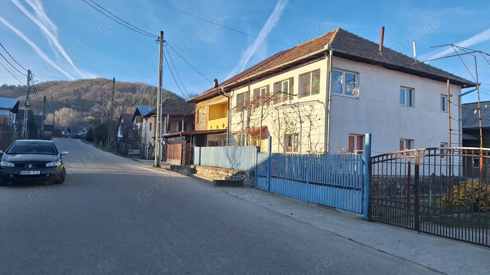 Casa de Vanzare Oestii-Arges