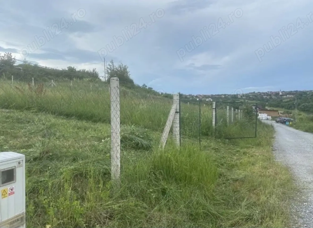 Teren 1000mp intravilan zona Hanul Pescarilor