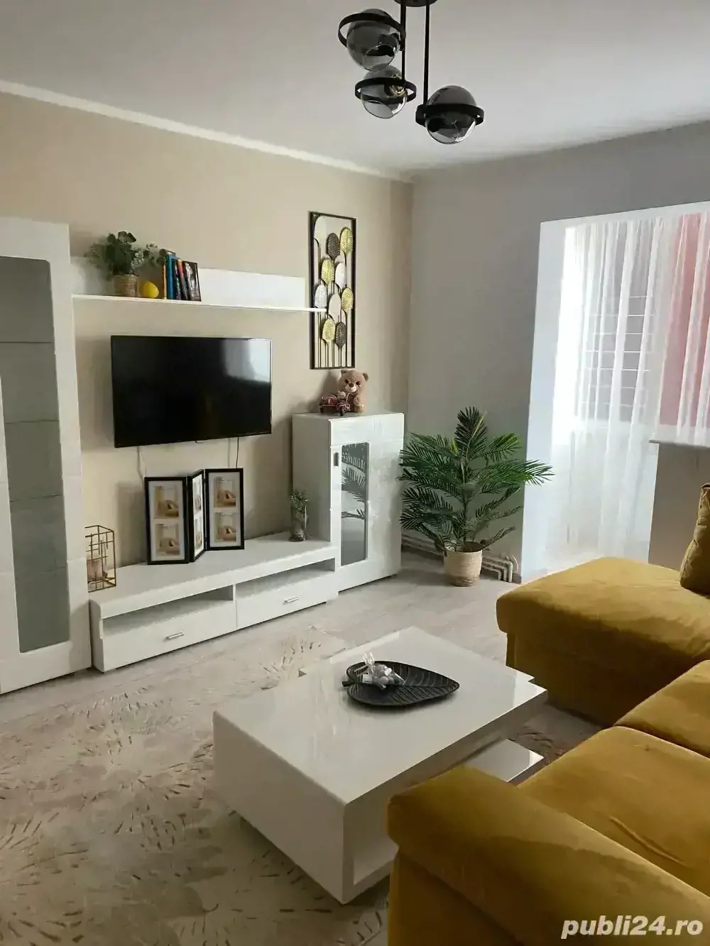 Apartament 3 camere Aleea Fratii Buzesti
