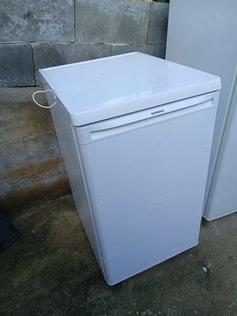 Frigider Siemens cu congelator