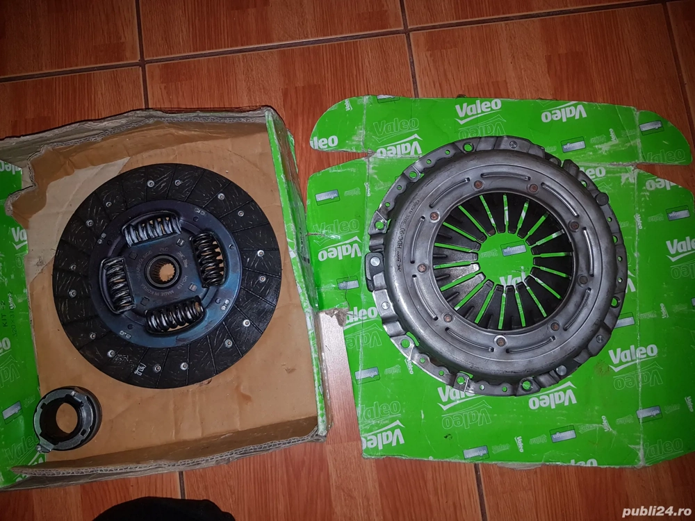 Kit Ambreiaj Valeo 826843 , Hyundai Tucson 2004-2019 , Kia Sportage 2004-2011   