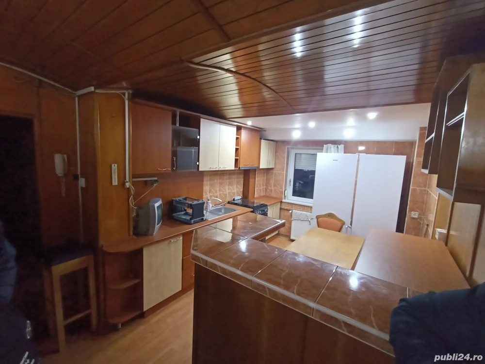 Comision 0,In Zona Bucovinei-Torontalului,Decomandat,Etaj 3,Modelul Mare,Ocupabil Acum !!!