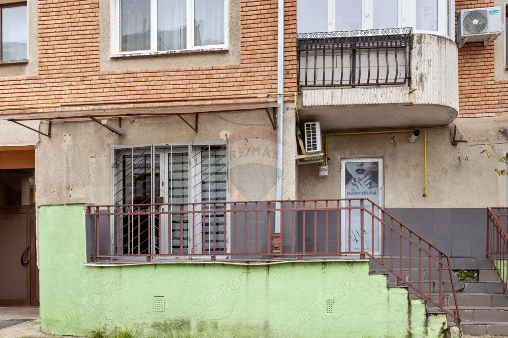 Spațiu comercial 36 mp cu intrare si contorizare separata de inchiriat