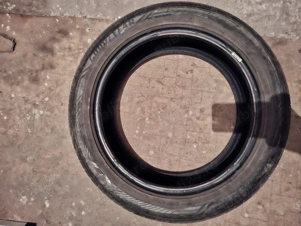 Vand 4 Anvelope Good Year 235/50/R19 103 V