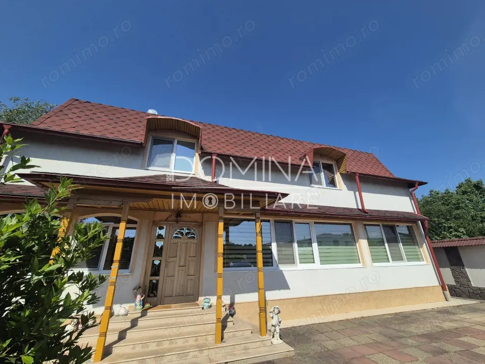 Vânzare proprietate remarcabilă situată în zona turistică Runcu