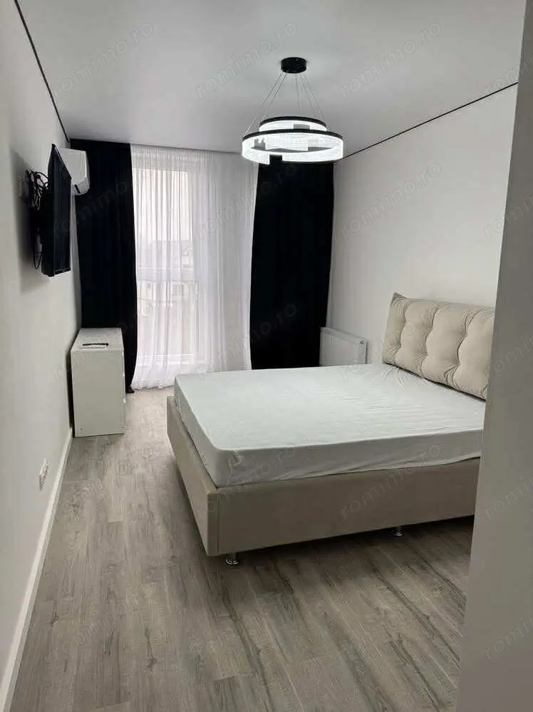 Apartament cu o camera de inchiriat in zona Isho
