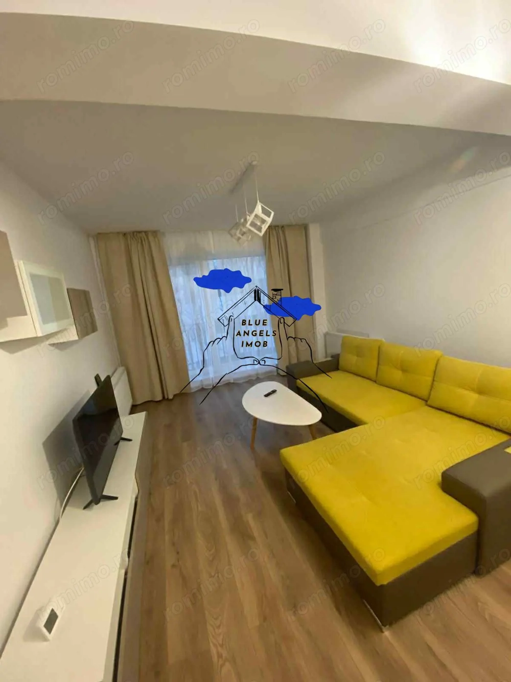 2 Camere la prima inchiriere, Tractorul