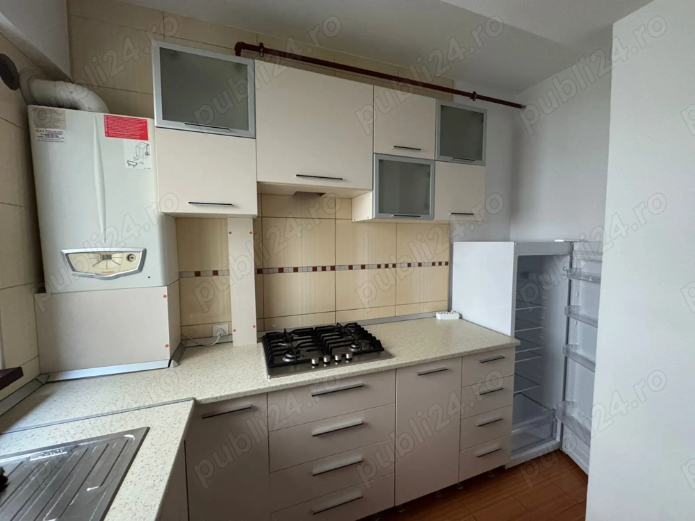 Proprietar închiriez apartament 2 camere 2 min de metrou Dristor