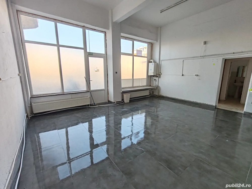 Inchiriez Spatiu Comercial   48 mp   Zona Piata