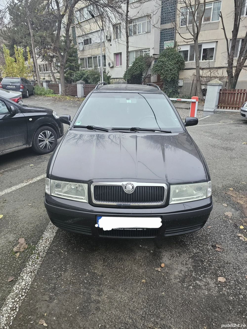 Skoda Octavia  1.6 Benzina  BFQ an 2004