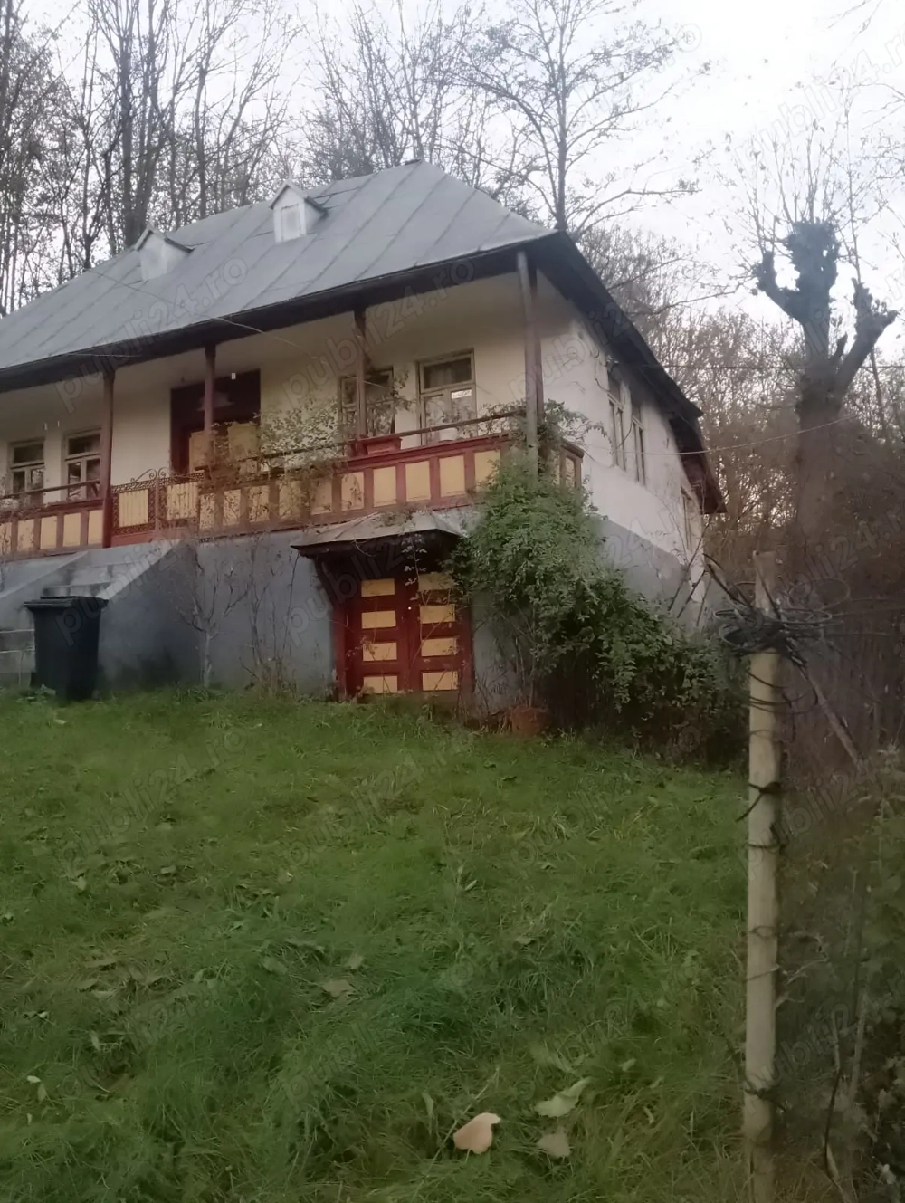 Casa de vanzare in comuna Tatarani