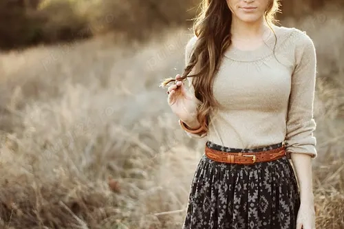 Caut fata  pt.hostess-protocol, 2 ore dupa program, bani multi. Bucuresti