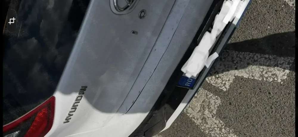 Lipire bară / spoiler crăpat – reparații simple, Cluj