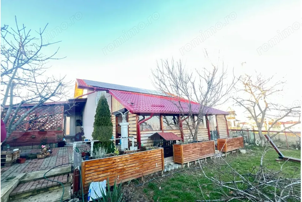Casă cu mansardă, Cornisa – Botoșani | Teren 509 mp | 4 camere