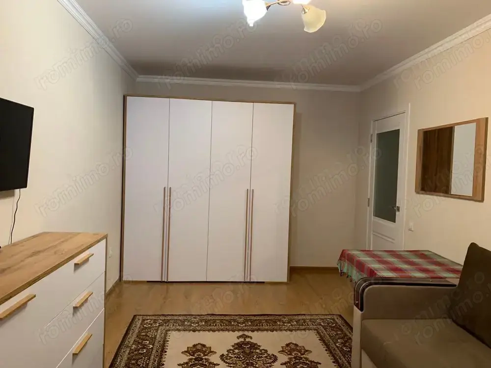 Garsoniera zona Piata Minis 