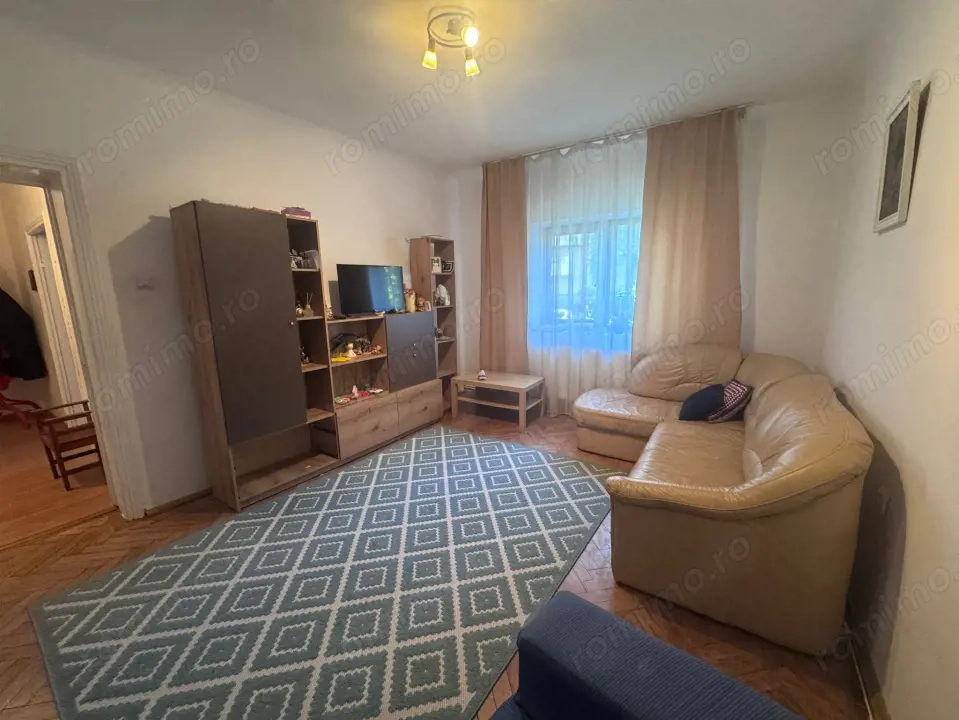 Casă ideală pentru activități educaționale, medicale sau de birou – disponibilă 