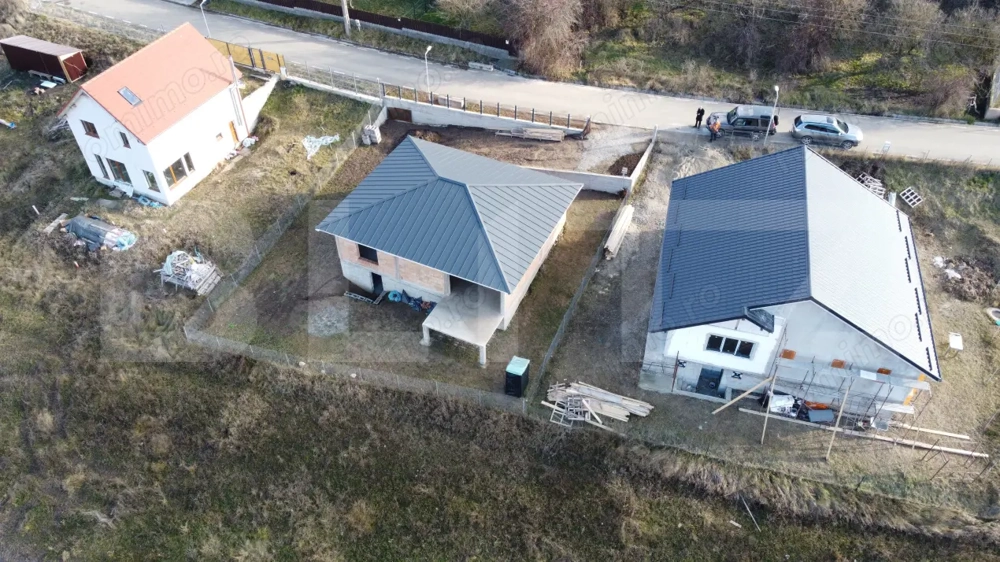 Casă de vânzare in Suceagu - langa spitalul Medicover