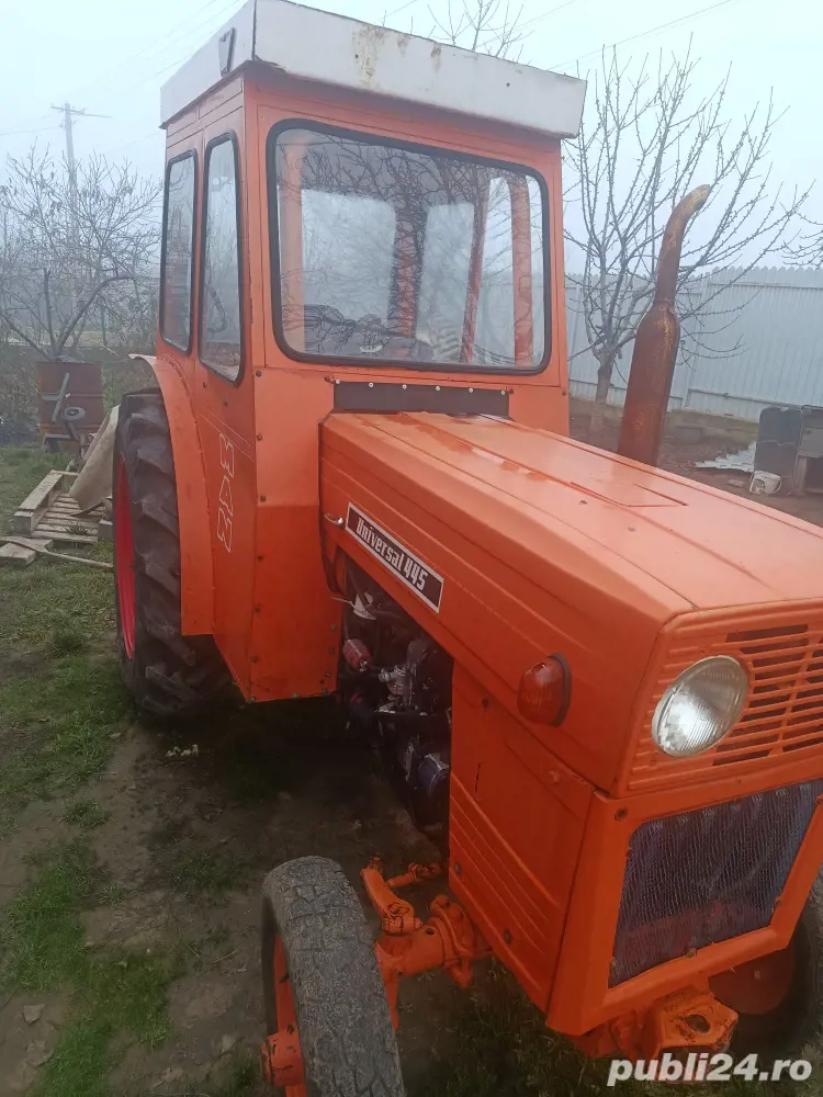 tractor universal 445 .( )