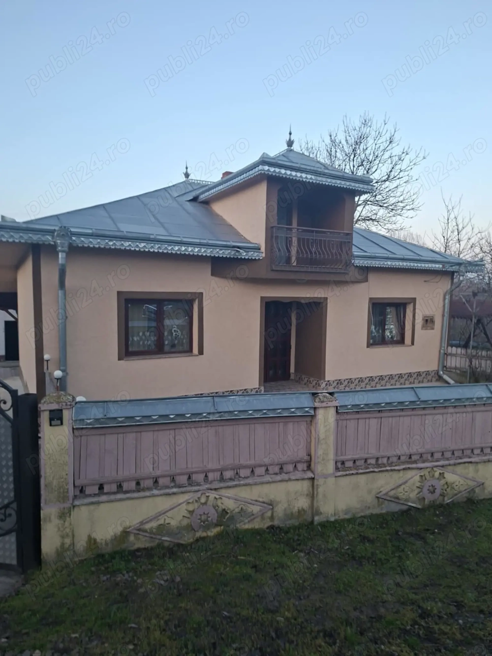 Vand casa Botosanita Mica